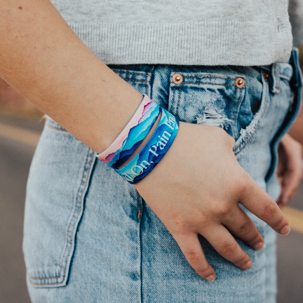 Hold On, Pain Ends Bracelet