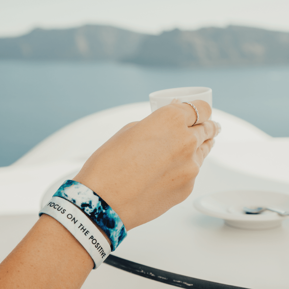 Focus on the Positive Interactive Bracelet