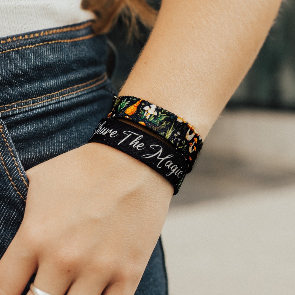 Share The Magic Bracelet