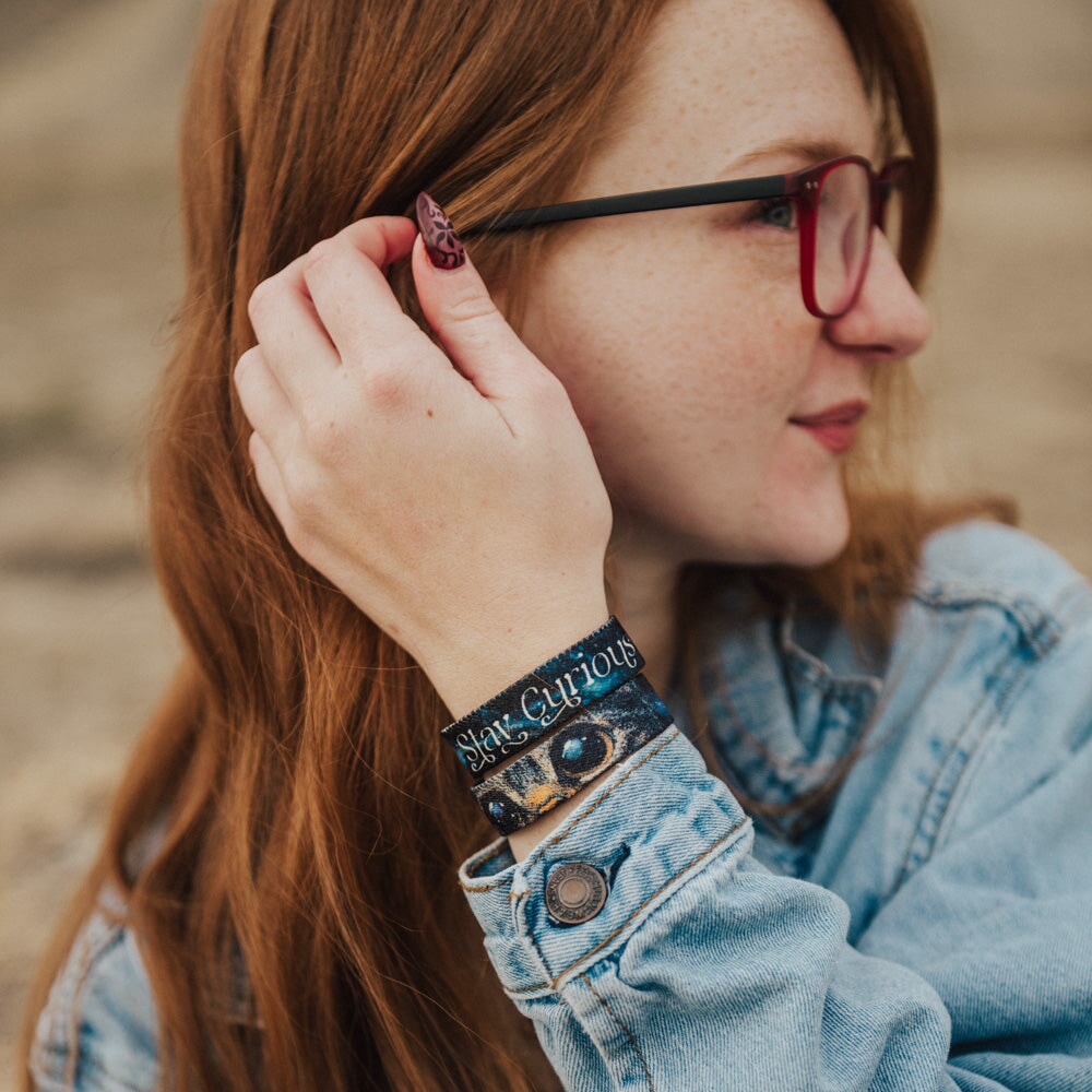 Stay Curious Cat Bracelet