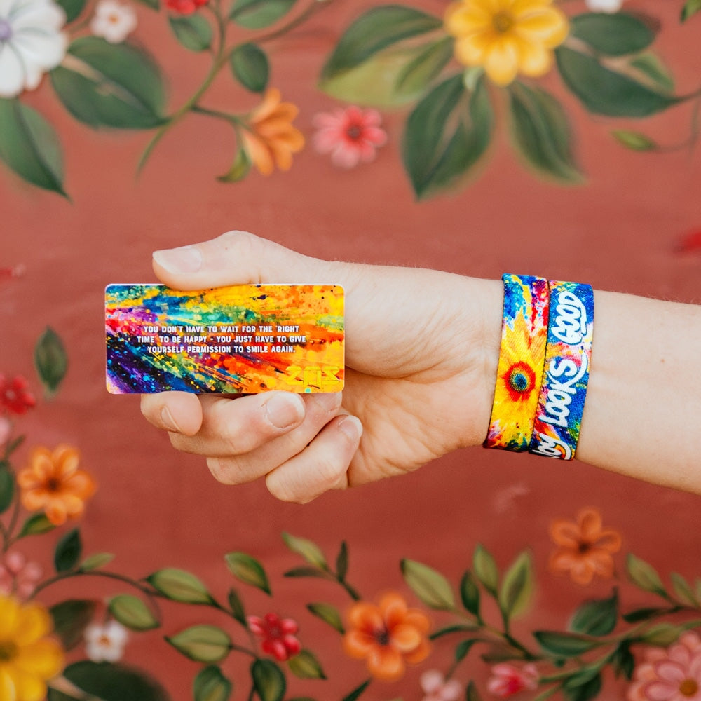 Joy Looks Good Bracelet
