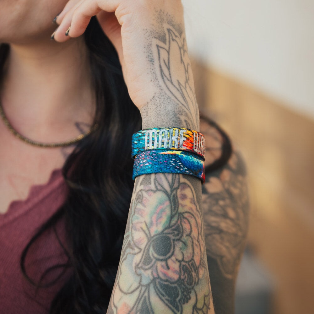 Make Waves Whale Bracelet