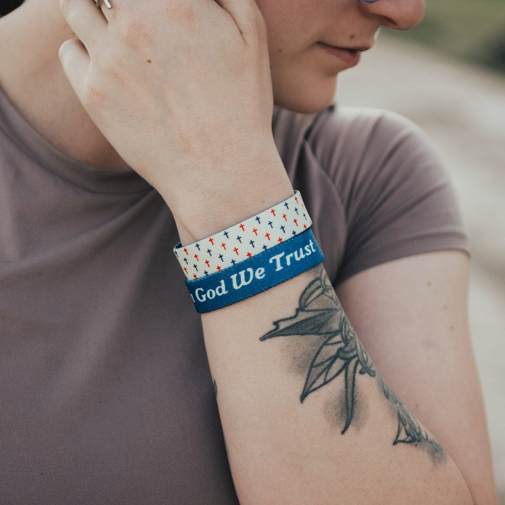 In God We Trust Bible Verse Bracelet